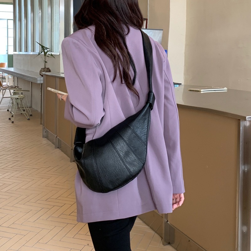 Fashion Black Dumpg Women's Crossbody 2023 New Croissant Vintage Premium Sense Waist Casual Shoulder Bag