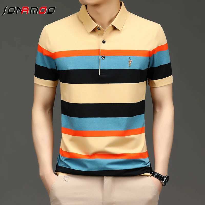 New mens business casual short sleeved shirt with badge solid color shirt shirt stylish breathable and comfortable lapel top X241228