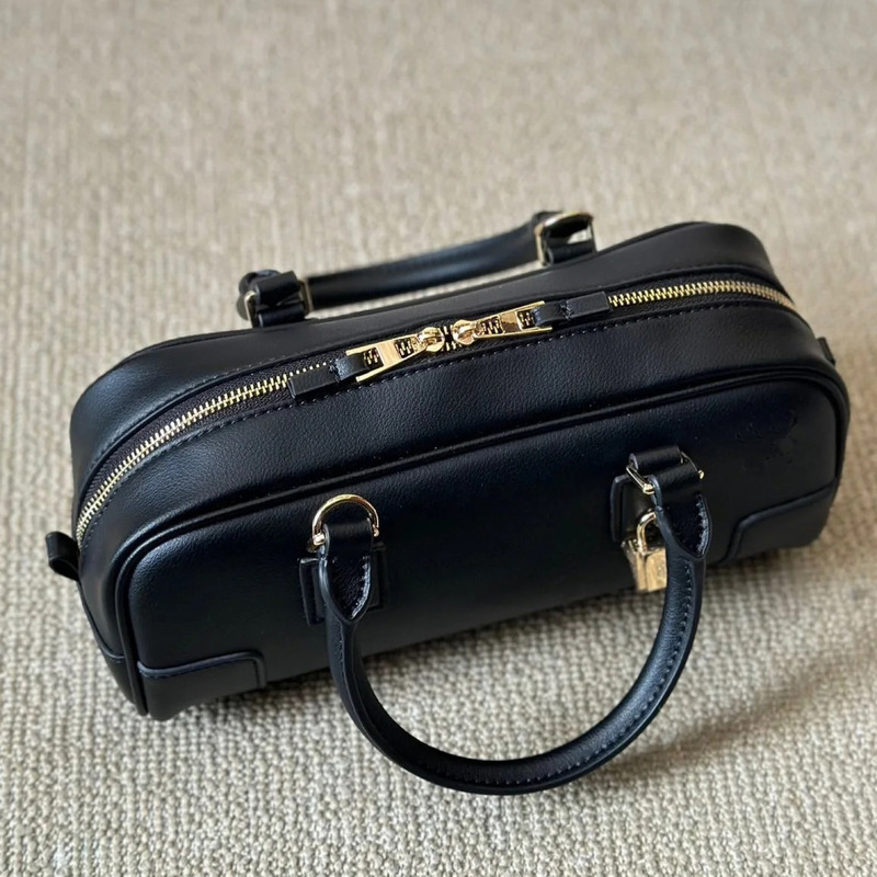 First-Layer Cowhide Boston Handbag 2025 New High-Quality Lock Pendant Pillow Genuine Leather Retro Shoulder Crossbody Bag