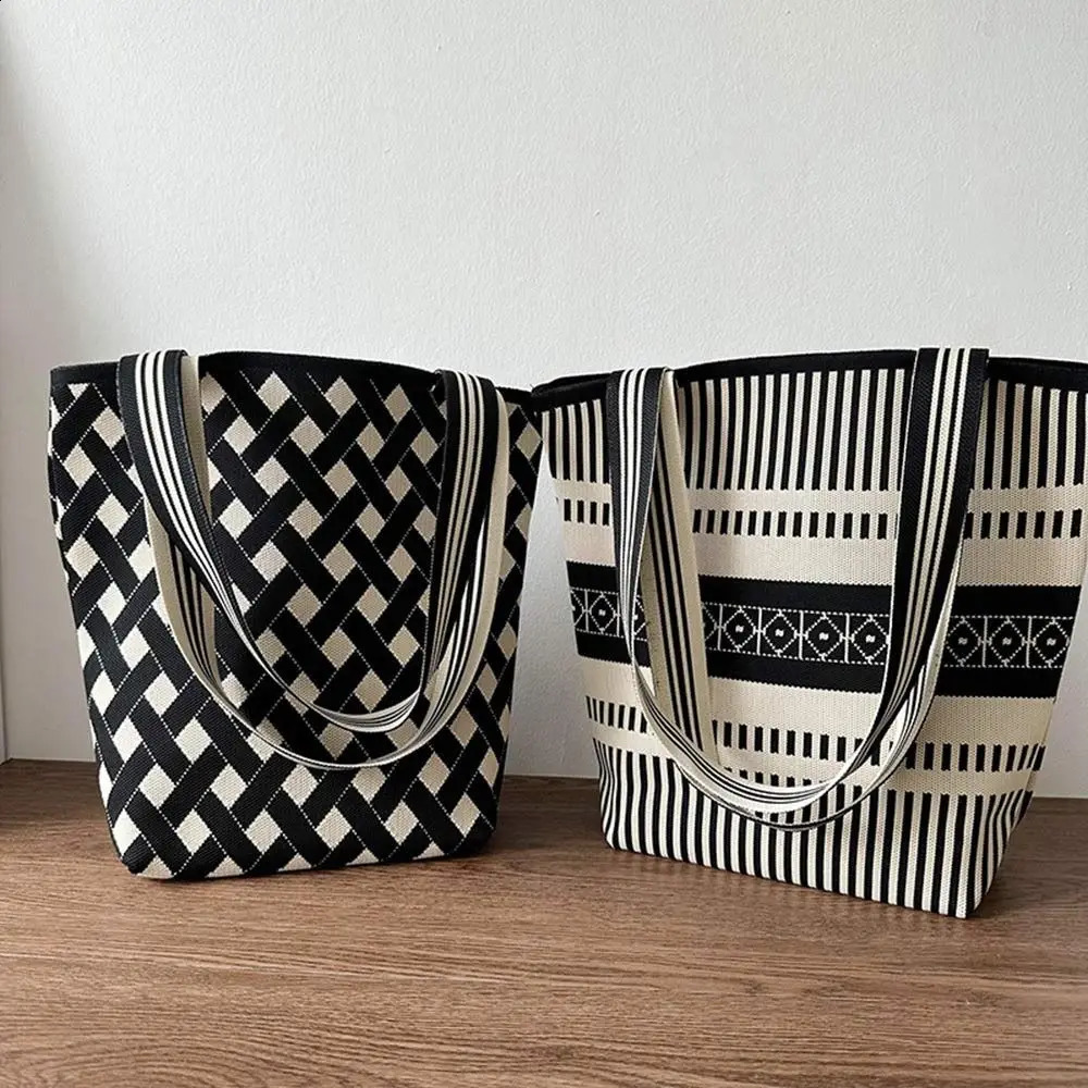 Handmade Knitted Handbag Women Knot Wrist Bag Casual Color Tote Student Reusable Shopping Bags 241225