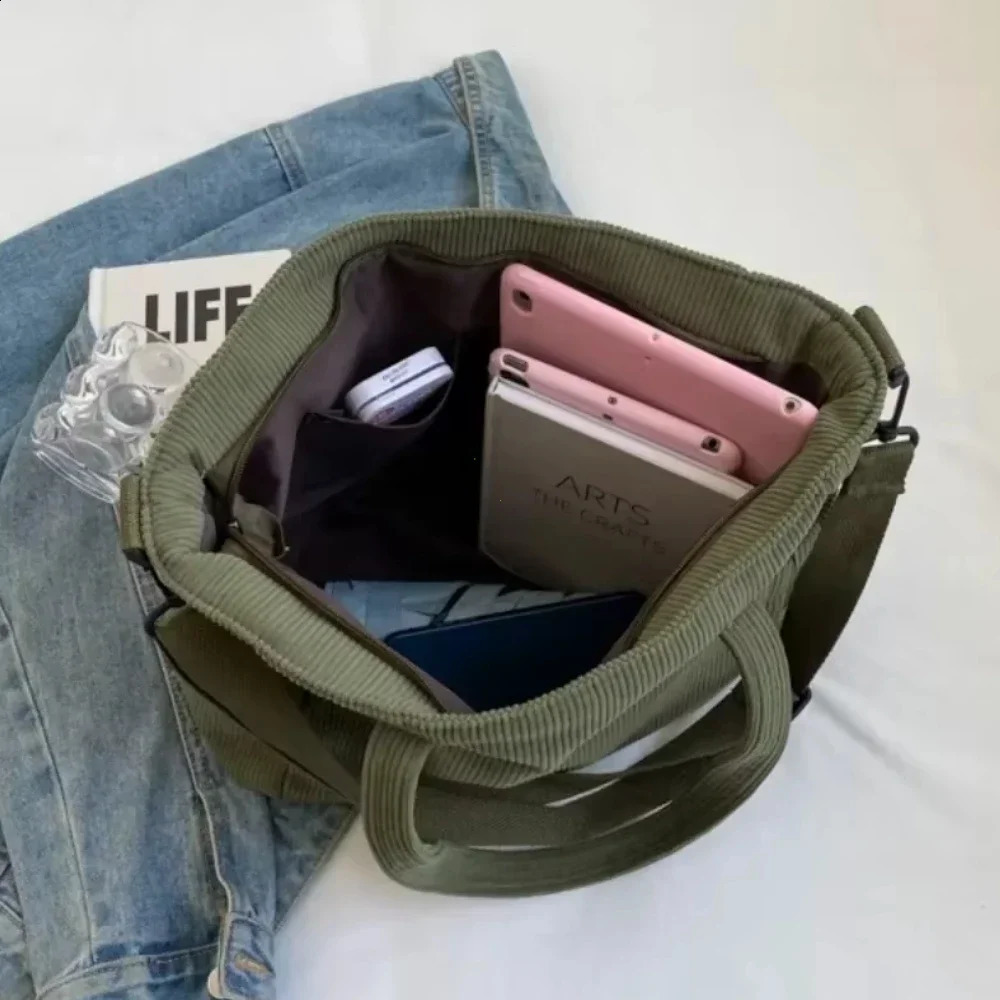 Fashion Versatile Shoulder Bag College Wind Commuting Corduroy Square BagUnisex Large Capacity Leisure Portable Crossbody Bag 241223