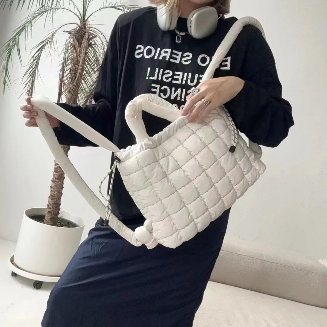 Winter Nylon Quilted Shoulder Bag Cotton Padded Backpack Plaids Down Space Bags for Women Handbags Puffy Crossbody Bags Tote 241227