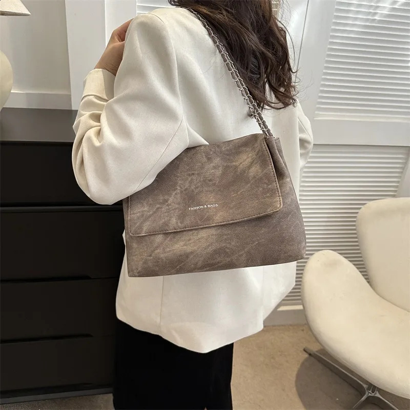 Autumn Fashion Casual Shoulder Bag Trend Retro Large Capacity Bags for Women Handbags Crossbody 241228