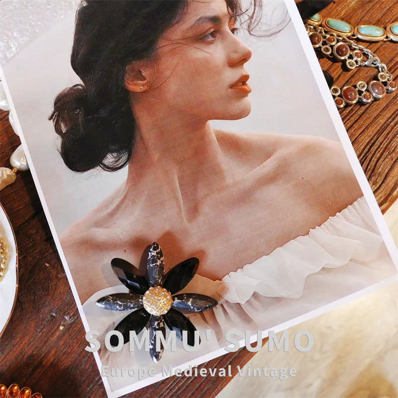 European Vintage synthetic resin set with natural bred diamond brooch elegant medieval brooch 241227