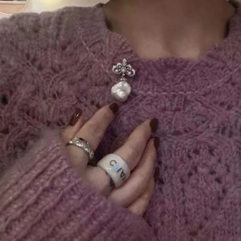 N Renaissance Style Brooch Pendant Versatile Natural Freshwater Baroque Pearl Brooch Premium Brooch 241227