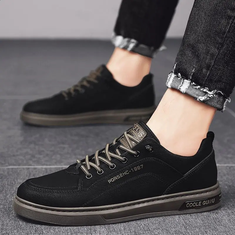 Mens Casual Leather Sneakers Waterproof Vulcanized Shoes Men Comforthable Spring Plus Size 3944 241223