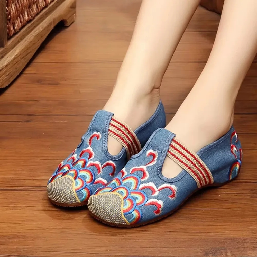 Womens Shoes Fashion Vintage Elegant Ethnic Style Embroidery Streetwear Chinese Casual for Women Hanfu Comfortable 241225