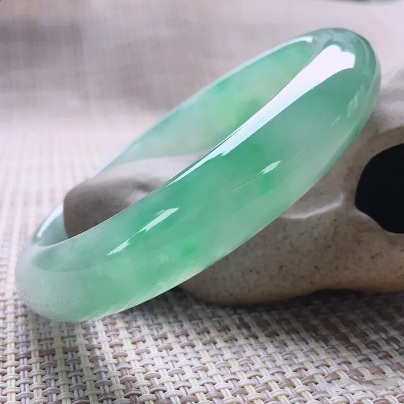 Send Certificate Genuine Burmese Ice Green Jade Bangle Women Fine Jewelry Burma Jadeite Bracelets Real Jades Bangles Ladies Gift 241227