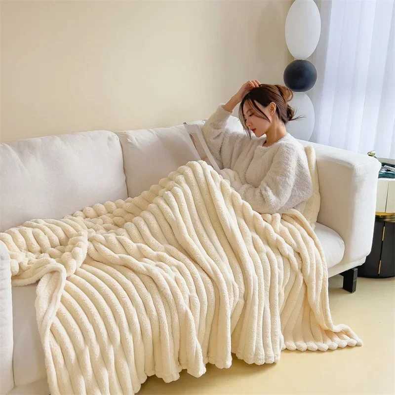 Nordic Solid Imitation Rabbit Fur Plush Sofa Blanket Warm Flannel Throwing Milk Cover Blanket TV Blanket Decoration Y241228