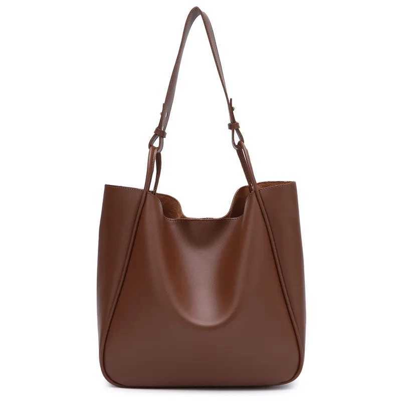 Luxury Tote Bag for Wan 2024 Trend Large Capacity Fem Shoder Bag High Quality Leather Simple Designer Wan Handbag Z241229