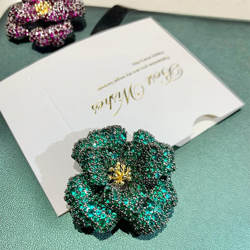 Atmosphere Advanced Sense Heavy Handmade Rose Brooch Womens Suit Dress Jewelry Garment Corsage 18k Gold Plated Accessory 241227