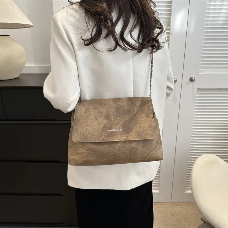 Autumn Fashion Casual Shoulder Bag Trend Retro Large Capacity Bags for Women Handbags Crossbody 241228