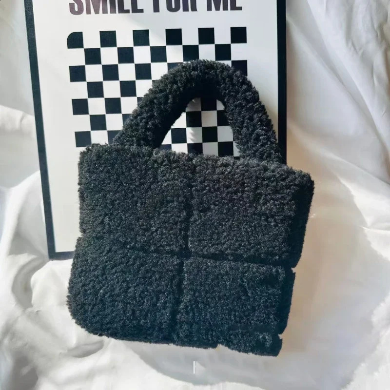 Lamb Plush Bag Crossbody Bags for Women Female Purse and Handbag Mother Kids Girl Handbags 241226Z