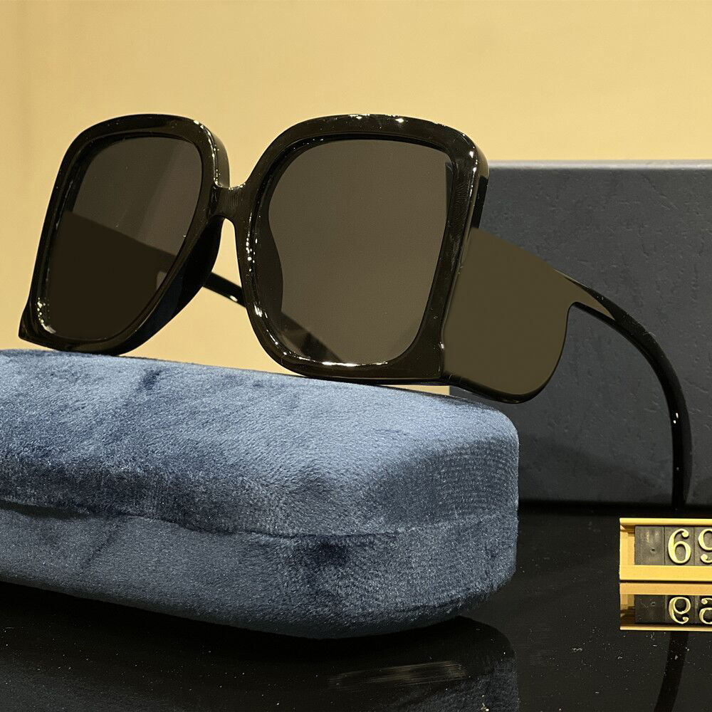 Fashion Designer Sunglasses for Women Men Sun Glasses Eyeglasses Outdoor Sunglasses Classic Style Eyewear Unisex Goggles Sport Driving Multiple Style Shades 777