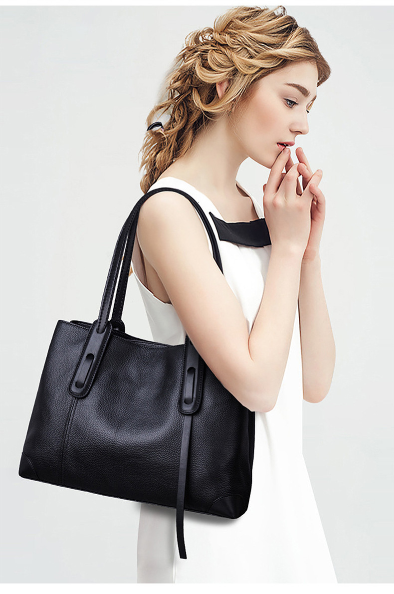 Winter Spring Lichee Genuine Leather Women Shoulder Handbag Large Capacity Soft Cowhide Pacthwork Female Tote Bag Cartoon BagVoyage