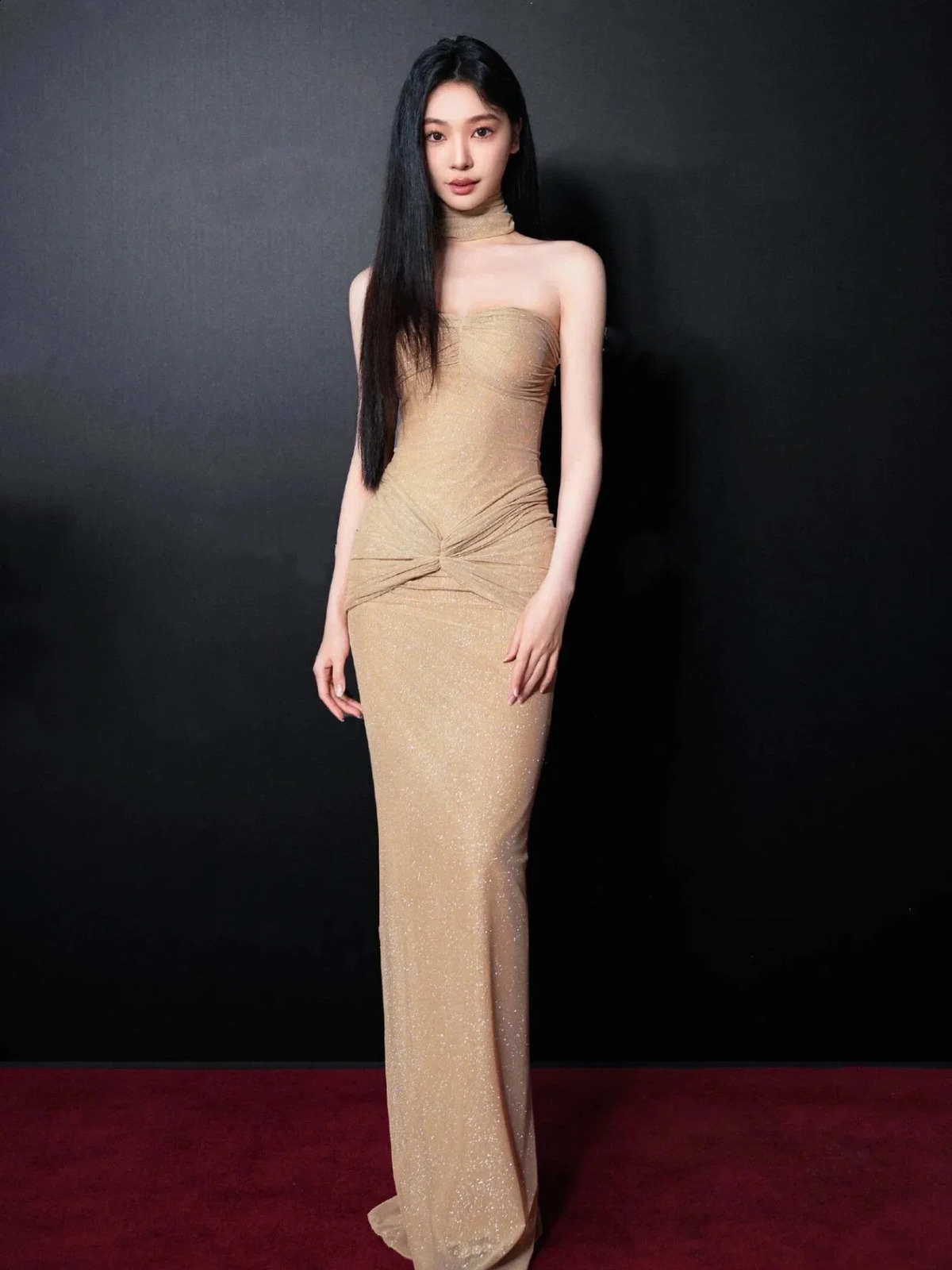 Sexy Shiny Tube Top Dress Elegant and Slim Backless Annual Party Dinner Long Dress 241220