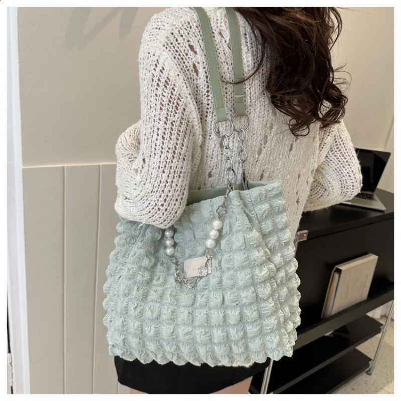 Folded Shoulder Womens Large-capacity Casual Bubble Tote Fashion Chain Womens Bag Shoulder Bag Women Handbag 241228