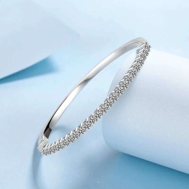 Na Waterproof 925 Sterling Silver VVS d Color Bangle GRA Certification Bracelets for Women Jewelry Drop 241227