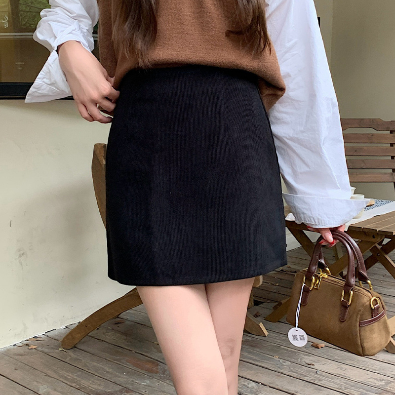 D1718 New autumn and winter versatile slim petite hip-wrapped short skirt retro corduroy
