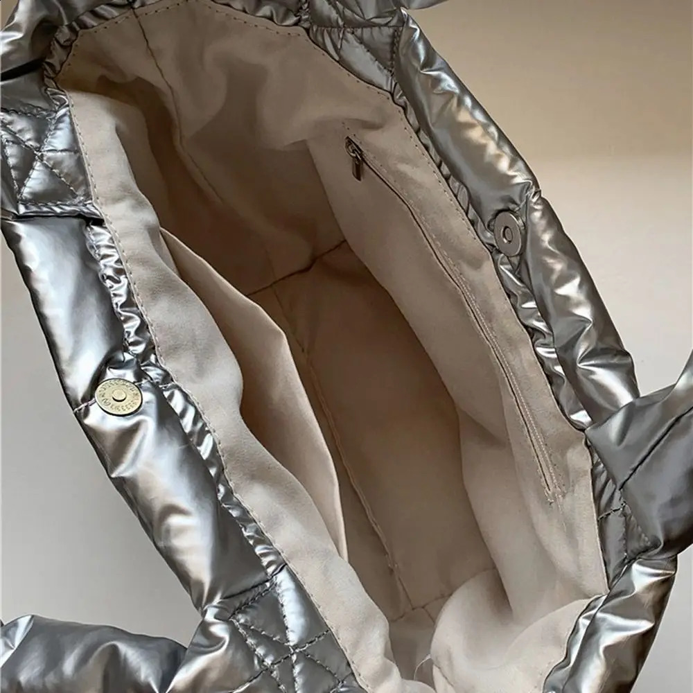 Korean Style Space Cotton Tote Bag Large Capacity Silver Cloud Bag Lightweight Solid Color Nylon Handbag Autumn Winter 241227