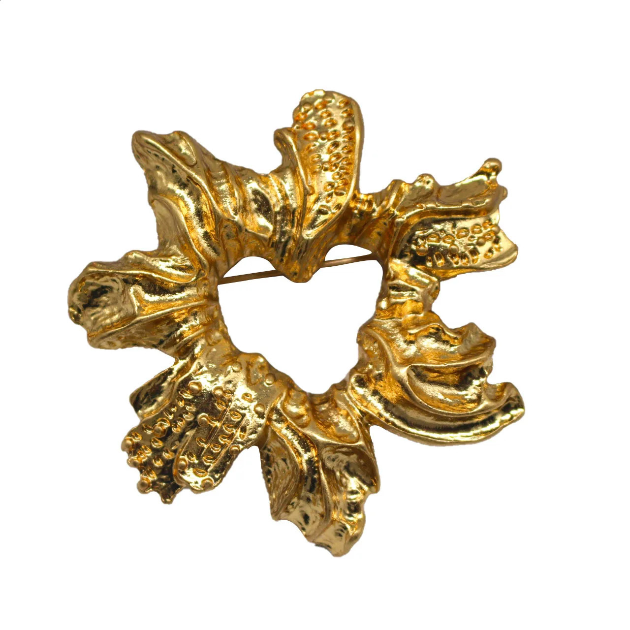 Niche medieval vintage n personality French floral style Vintage womens brooch clothing accessories 241227