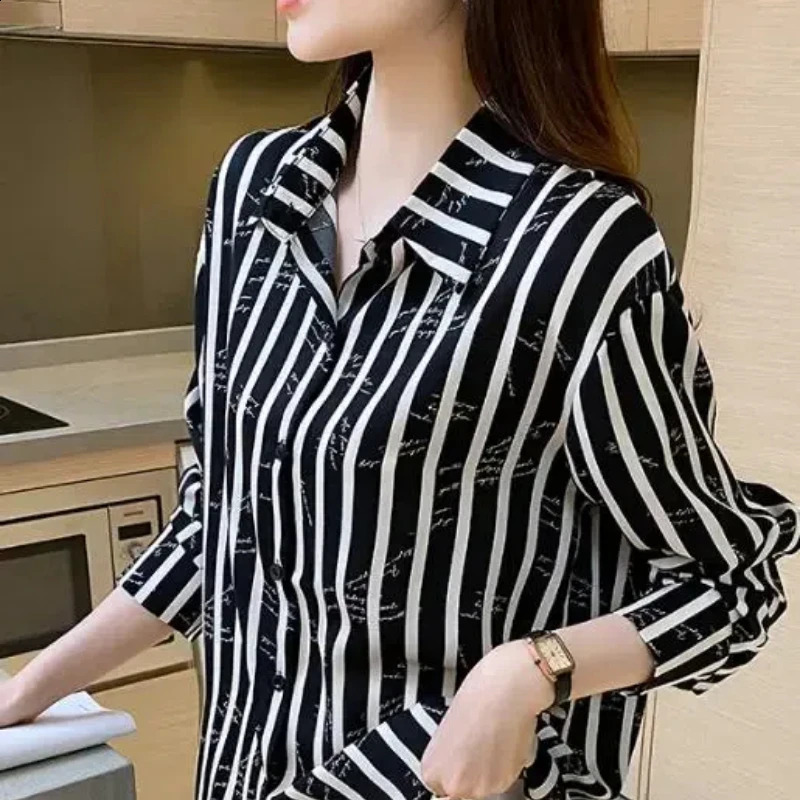 Spring Autumn Fashion Turndown Collar Long Sleeve Womens Clothing Blouses Striped Simplicity Trend Thin Allmatch Shirts 241228