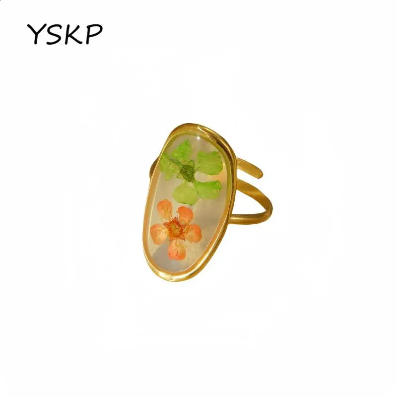YSKP Fashion Stainless Steel Resin Dried Flower Rings For Women Gold Color Geometric Ring Daily Wear Jewelry 241225