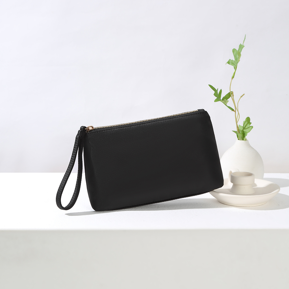 hot Makeup Organizer Bag, Black Nylon Wristlet Purse with Zipper Pocket, Lightweight for Daily Use