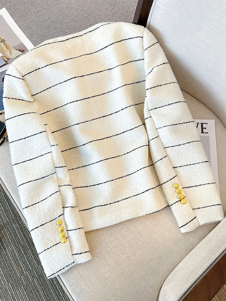 Wool Coat Women High Quality s Fall Clothes Classical Striped Winter Top Korean Fashion Street Tweed Short Jacket 241224