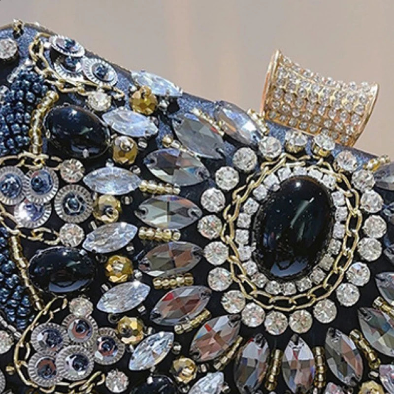 Fashion Style Handmade Beaded Embroidered Dinner Bag Calm And Elegant Charm Cosmetic Bag Evening Bag Women Crystal Ladies Bag 241227