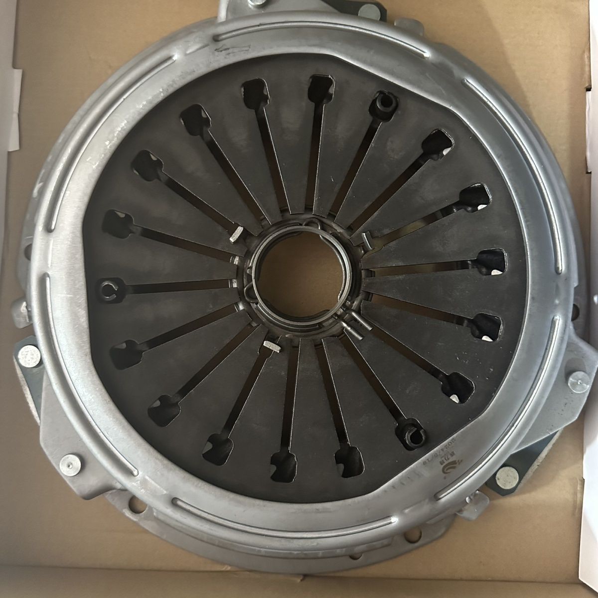 clutch assembly disc pressure plate bearing for changanzhixing star 6363 6399 16V1.0 CB10
