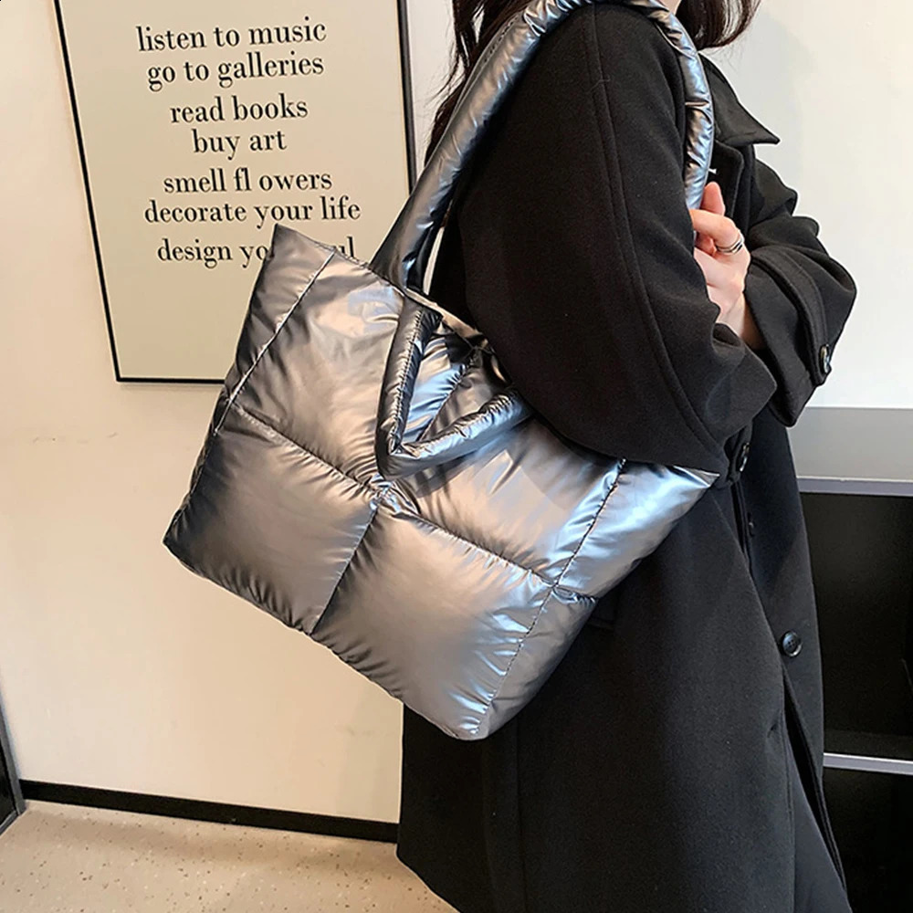 Nylon Cotton Padded Womens Shoulder Bag Quilted Handbags Down Space Bags for Women Warm Soft Shopper Tote Purses 241227