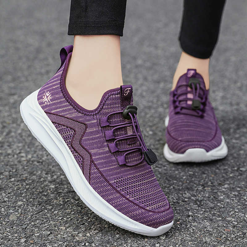 Womens autumn soft soled lightweight casual shoes for middle aged and elderly mothers Fashion and versatile single shoes