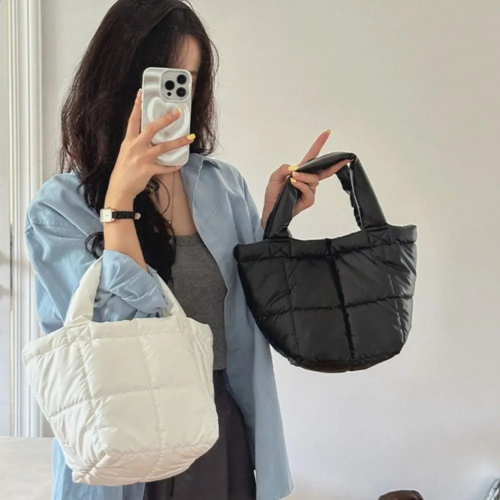 Korean Style Space Cotton Tote Bag Large Capacity Silver Cloud Bag Lightweight Solid Color Nylon Handbag Autumn Winter 241227