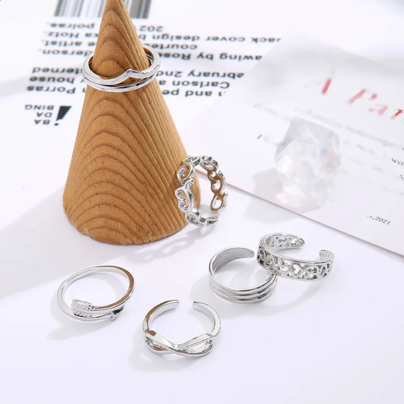 8Pcs Adjustable Toe Rings for Women Foot Ring GoldSilver Color Metal Round Jewelry Girls Summer Beach Barefeet Fashion 241225