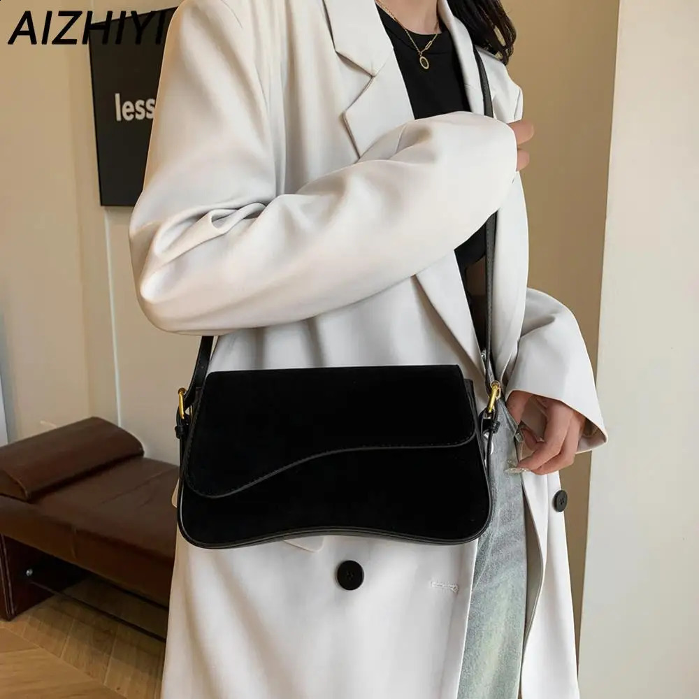 Women PU Shoulder Bag Large Capacity Fashion Underarm Bag Adjustable Strap Stylish Armpit Bag Small Tote Bag Outdoor Travel Bag 241228