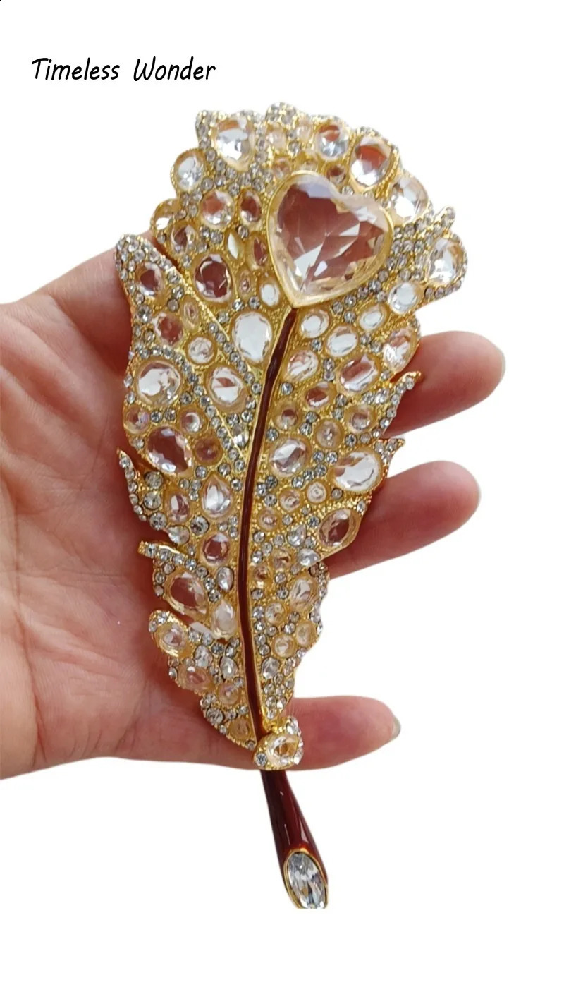 Timeless Wonder Fancy Zircon Geo Feather Brooch Pins for Women Jewelry Runway Top Cute Rare Gift Oversized 7523 241227