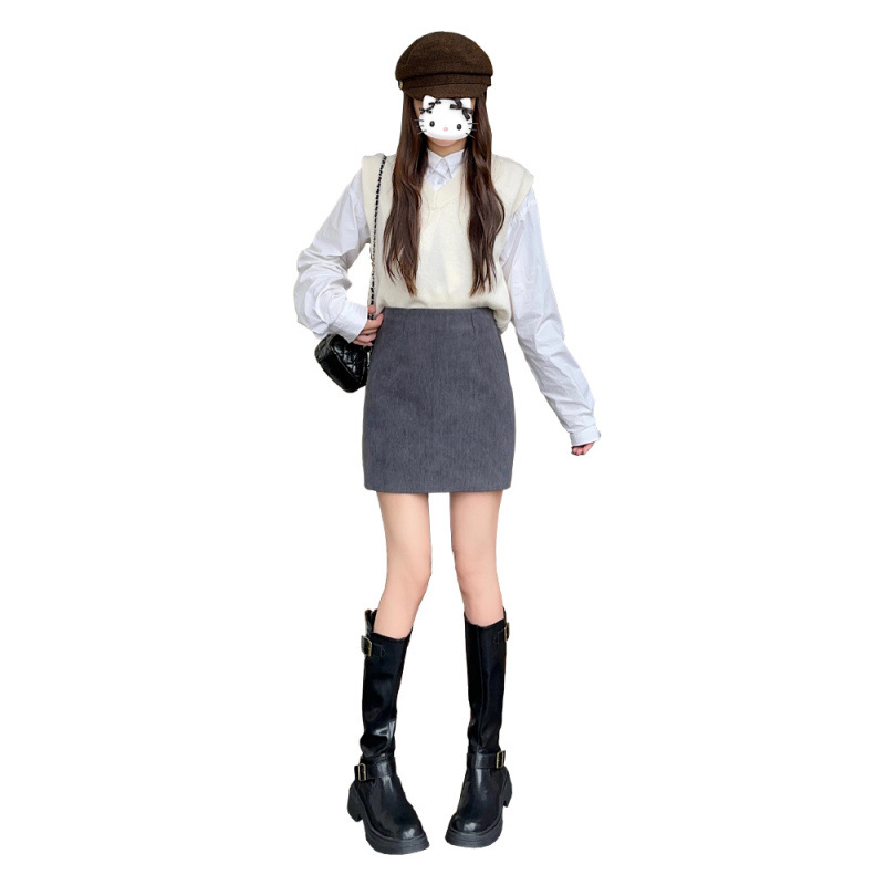 D1718 New autumn and winter versatile slim petite hip-wrapped short skirt retro corduroy