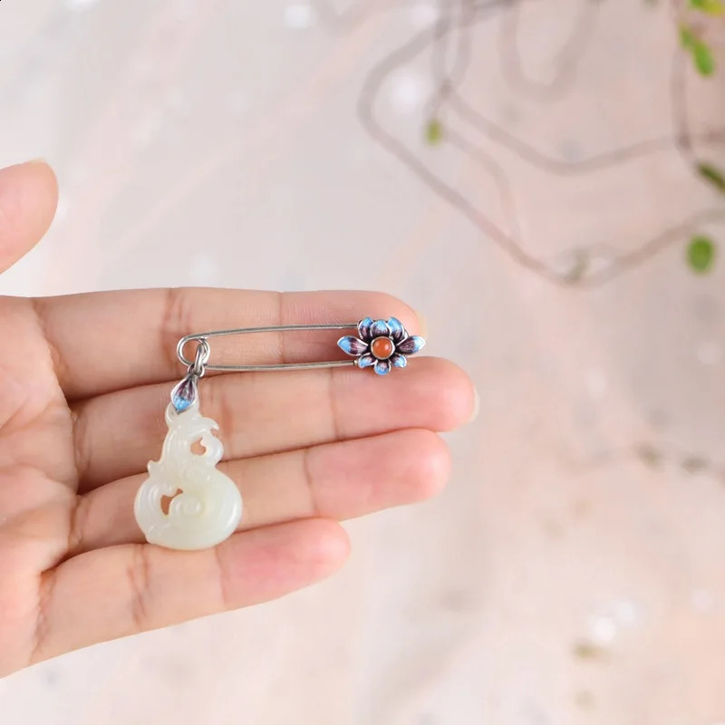 S925 Sterling Silver Brooches for Women Womens Fashion Enamel Lotus Inlaid Jade Phoenix Pin Corsage Jewelry Wholesale 241227