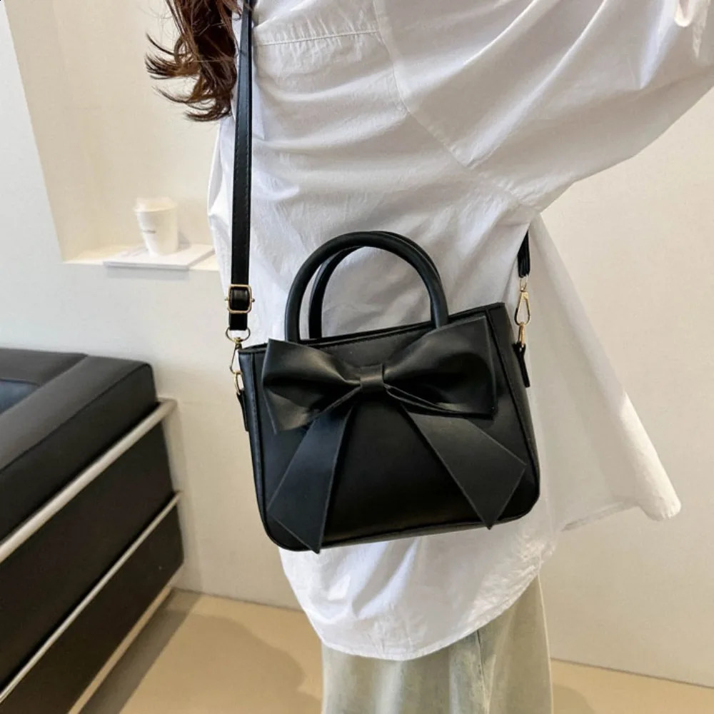 Trendy Bow Lady Shoulder Bag Handbag Solid Underarm Bag Daily Commuting Bag Casual Messenger Bag Sweet PU Leather Square Bag 241223