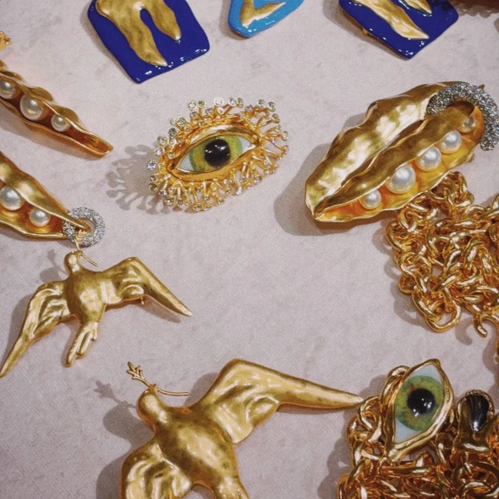 Europe Pea Lips Pearl Crystal Brooch Woman Top Quality Jewelry Accessories Trend 241227