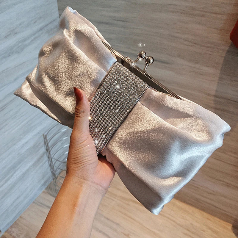 Luxy Moon Black Clutch Bag Women Bow Handbag Crystal Diamond Clutch Purse Party Wedding Bag Elegant Shoulder Bag ZD1469 241227