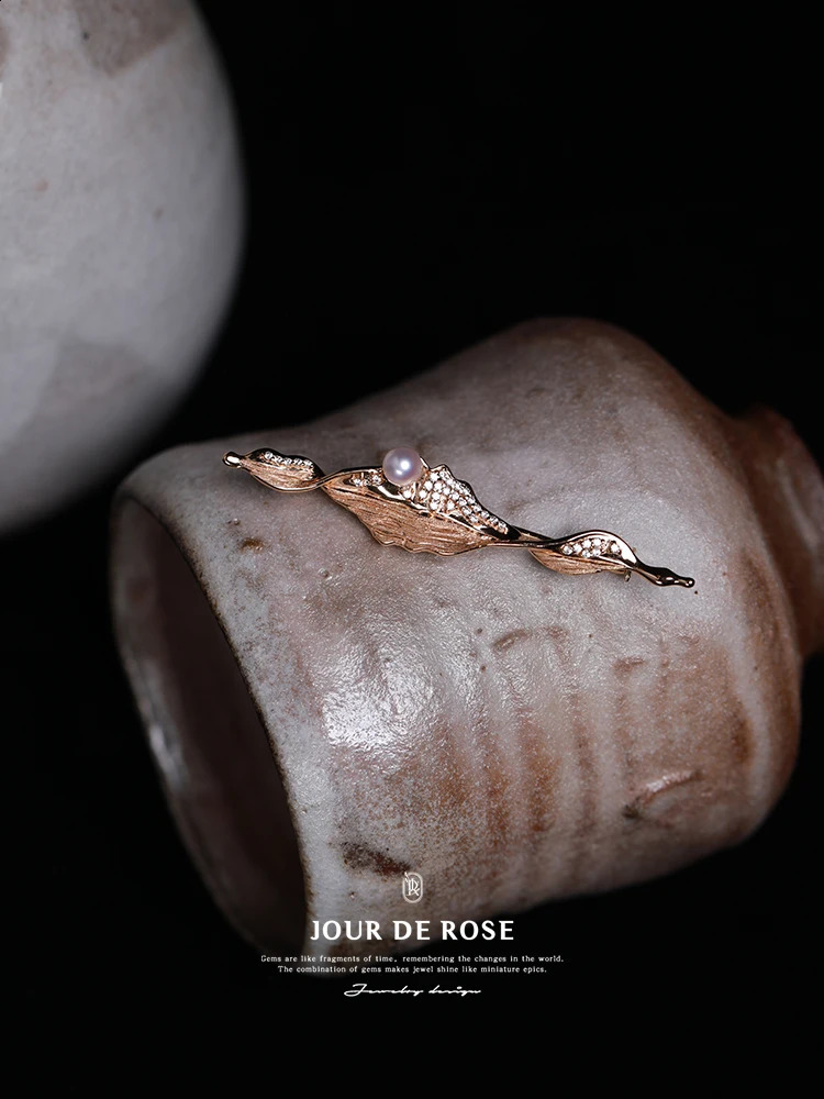 Mountains and Shadows original n retro natural pearl sterling silver gold-plated exquisite temperament brooch female 241227