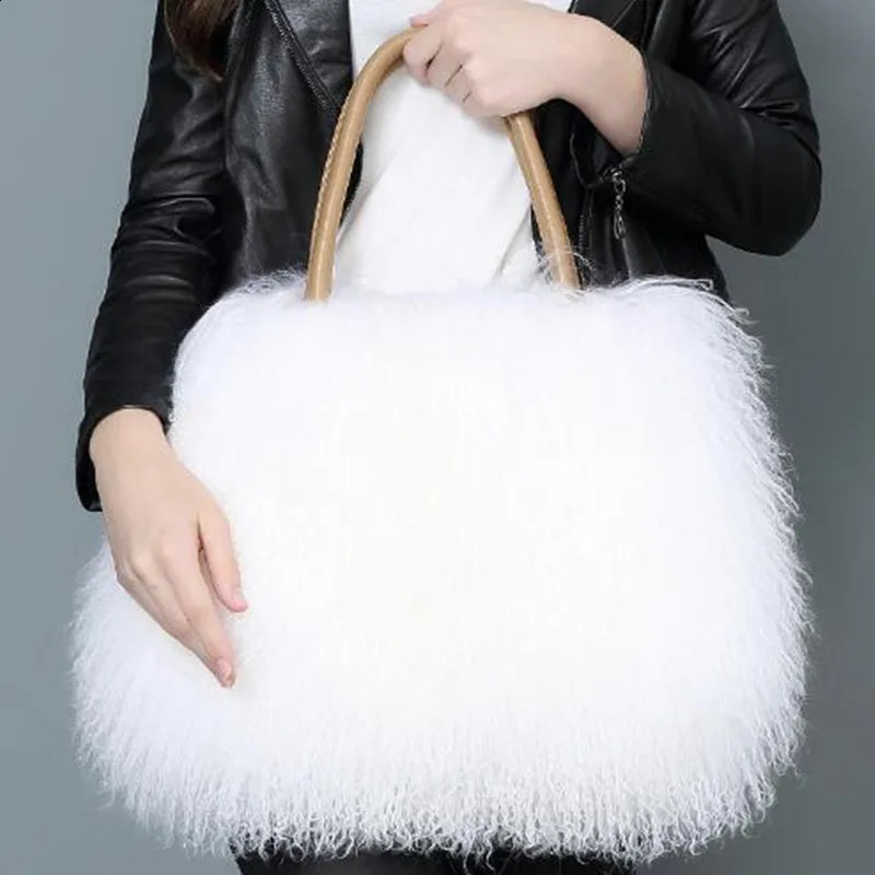 Real Mongolian Fur Bags Australian Beach Wool Fur Shoulder Bag Ladies Tibet Lamb Fur Wrist Bag Large Capacity 241227