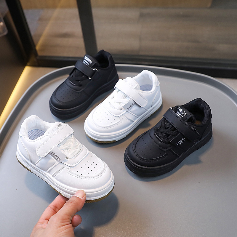 Kids Shoes Youth Sneakers PU Leather Flat Comfortable Black White Casual Sport Shoes Kidsnest Toddler Tennis Skateboard Shoes for Boy Girl Big Sizes U