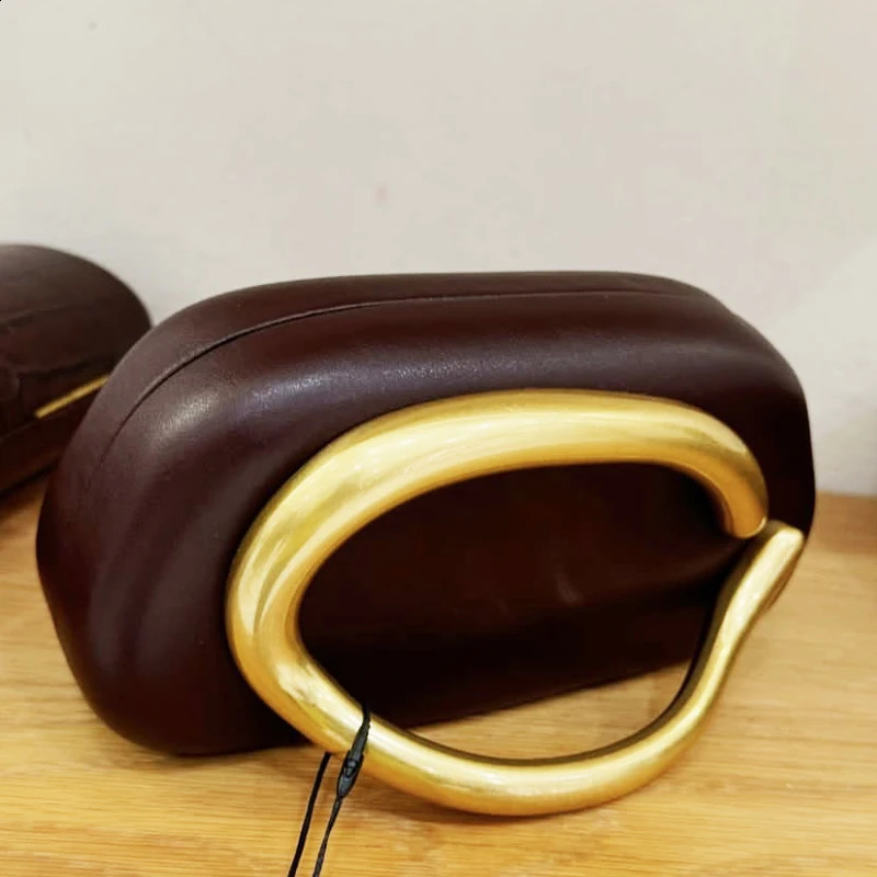 Ladies Mini Clutch Evening Bags For Women Handbags And Purses 2025 In PU Metal Grip Oval Box Chain Shoulder 241227