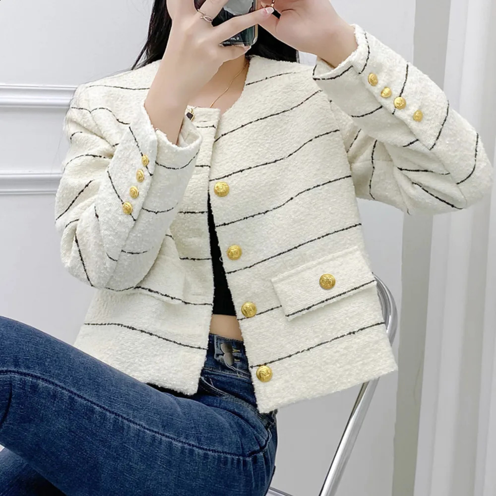Wool Coat Women High Quality s Fall Clothes Classical Striped Winter Top Korean Fashion Street Tweed Short Jacket 241224