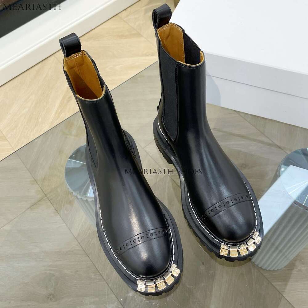 British Style Round Toe Flats Ladies Shoes Fashion Golden Tooth Decor Chunky Bottom Women Mid-Calf Short Boots
