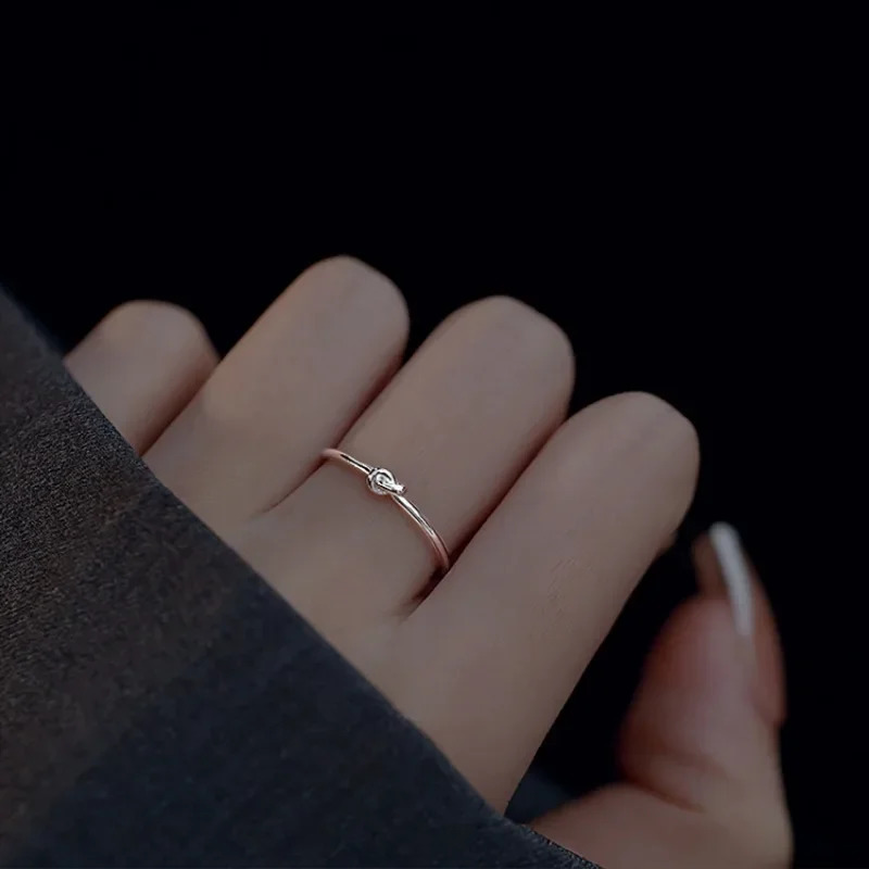 Personality Simple Knot Line Couple Rings for Women Men Temperament Stainless Steel Opening Finger Jewelry Anniversary Gift 241225