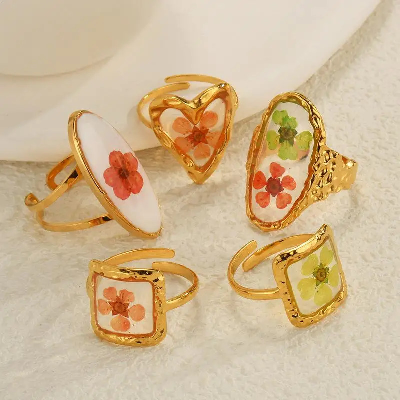 YSKP Fashion Stainless Steel Resin Dried Flower Rings For Women Gold Color Geometric Ring Daily Wear Jewelry 241225